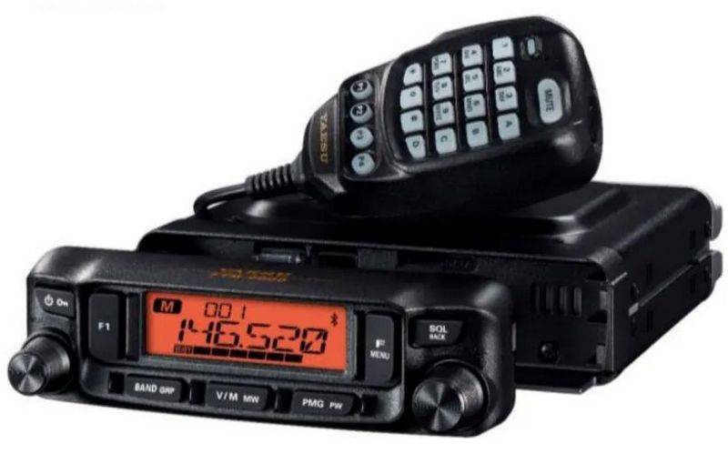 Yaesu FTM-6000 gyári fotó